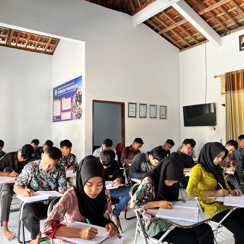 Suasana Kelas Bahasa Korea